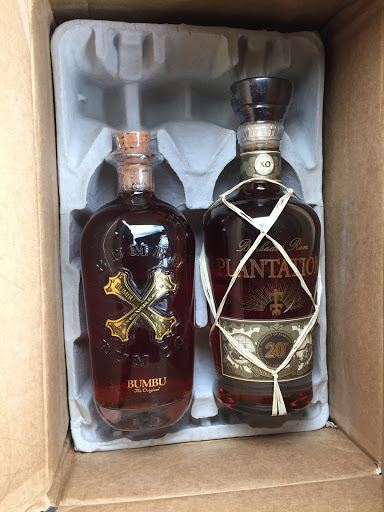 Wine Store «B-21 Fine Wine & Spirits», reviews and photos, 43380 US Hwy 19 N, Tarpon Springs, FL 34689, USA