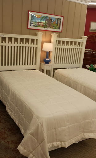 Consignment Shop «Classic Treasures Furniture Consignment», reviews and photos, 2659 Durham-Chapel Hill Blvd, Durham, NC 27707, USA