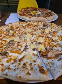 Plats et boissons du Pizzeria Five Pizza Original -Rue de Vaugirard - Paris 15 - n°10