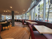 Atmosphère du Restaurant servant le petit-déjeuner Pret A Manger Miromesnil à Paris - n°1