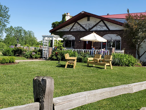 Winery «Honeymoon Trail Winery», reviews and photos, 4120 Ridge Rd, Lockport, NY 14094, USA