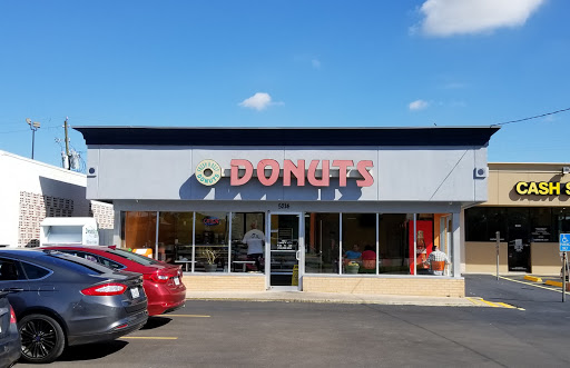 Donut Shop «Fresh & Best Donuts», reviews and photos, 5214 Bellaire Blvd, Bellaire, TX 77401, USA