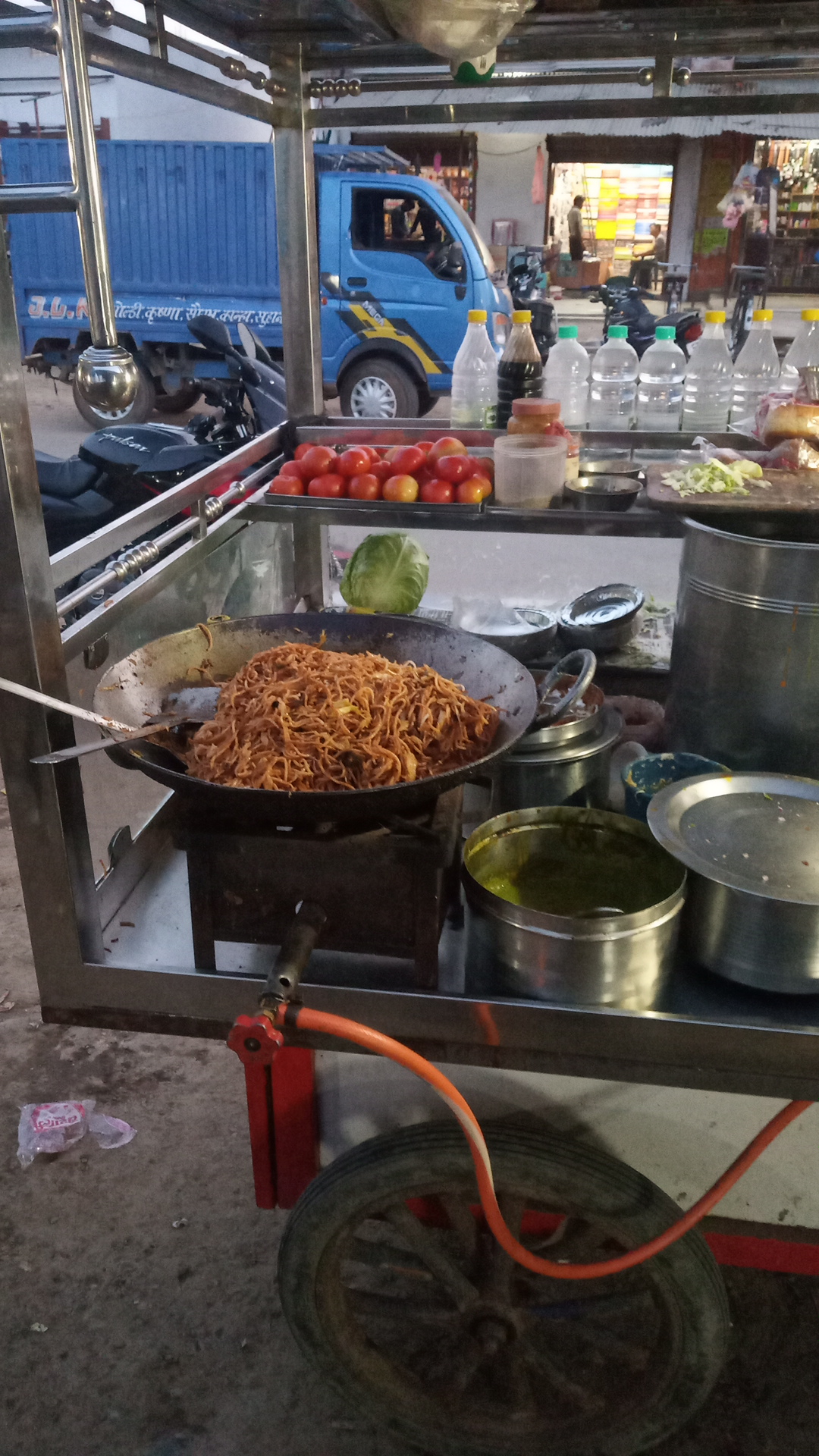 बड़े फास्ट फूड कॉर्नर