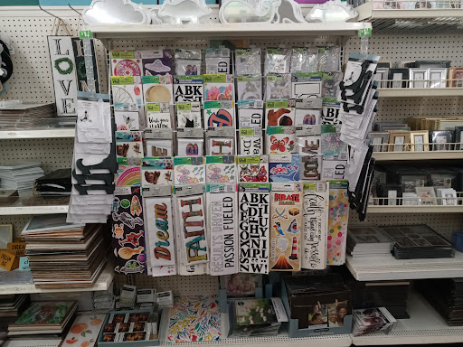 Dollar Store «Dollar Tree», reviews and photos, 9221 N 56th St, Temple Terrace, FL 33617, USA