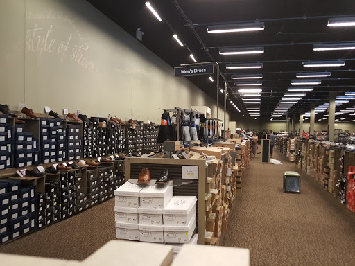 Shoe Store «DSW Designer Shoe Warehouse», reviews and photos, 25 Ronson Rd, Iselin, NJ 08830, USA