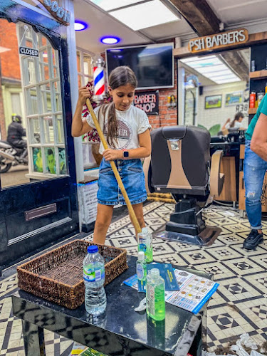 Comments and reviews of Psh Barbers
