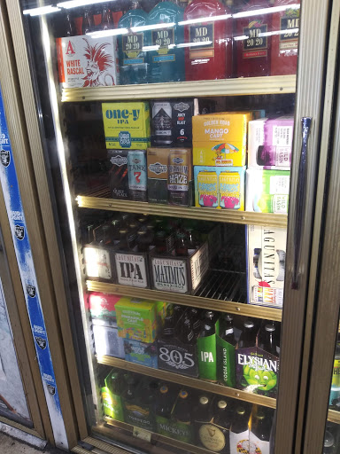 Liquor Store «Supreme Liquor Mart», reviews and photos, 658 Magnolia Ave, Long Beach, CA 90802, USA