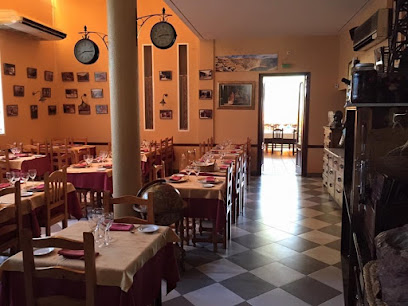 Restaurante Cafetería Época - P.º los Caracoles, 6, 21660 Minas de Riotinto, Huelva, Spain
