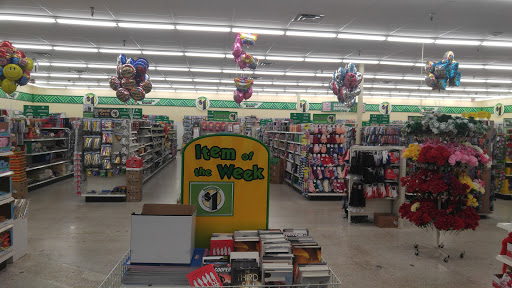 Dollar Store «Dollar Tree», reviews and photos, 1549 NE 145th St, Seattle, WA 98155, USA