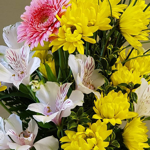 Florist «Best Wishes Floral», reviews and photos, 689 Winnetka Ave N, Golden Valley, MN 55427, USA