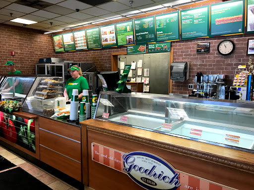 Restaurant «SUBWAY®Restaurants», reviews and photos, 40 W Terra Cotta Ave, Crystal Lake, IL 60014, USA