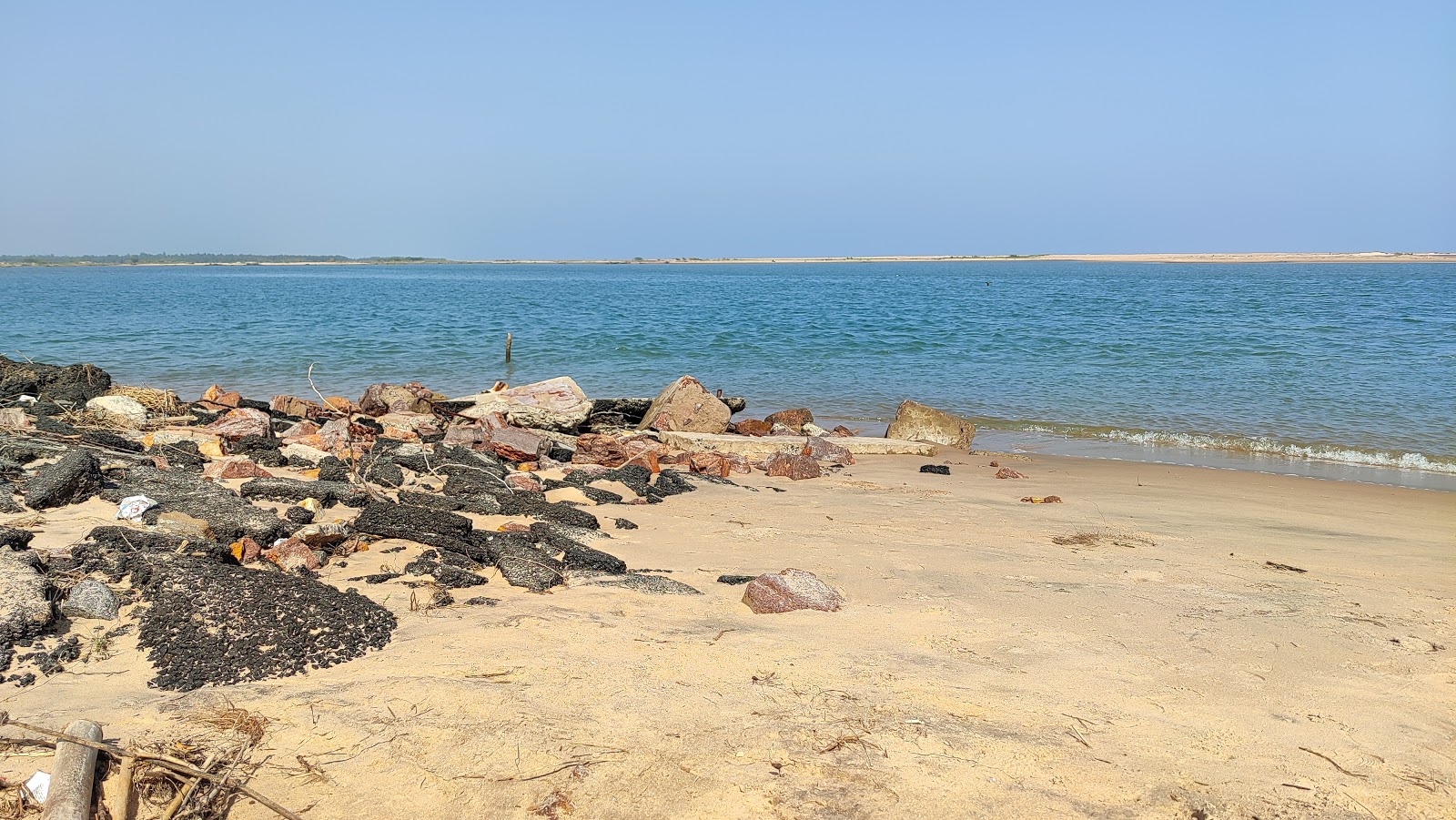 Kalingapatnam Beach'in fotoğrafı ve yerleşim