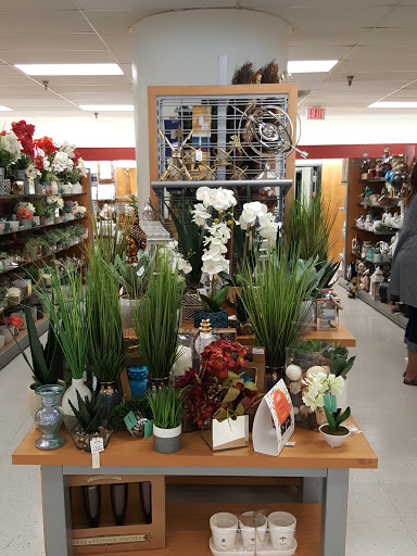 Department Store «T.J. Maxx», reviews and photos, 24 Peninsula Center, Rolling Hills Estates, CA 90274, USA