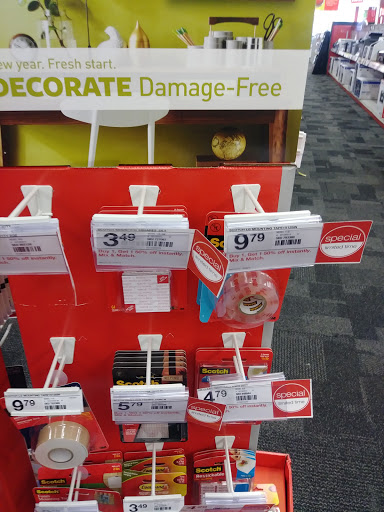 Staples image