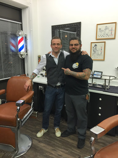 Barber Shop «Hansen & Co. Barber Shop», reviews and photos, 807 S Neil St, Champaign, IL 61820, USA