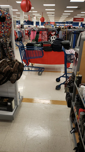 Department Store «Marshalls», reviews and photos, 351 N Frontage Rd, New London, CT 06320, USA