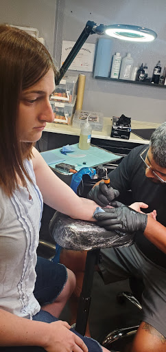 Tattoo Shop «Love N Hate Elite Tattoo Studio», reviews and photos, 2370 W Alameda Ave, Denver, CO 80223, USA