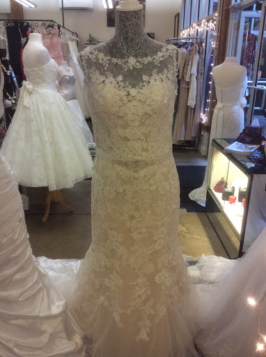 Bridal Shop «Scarlet Bridal Boutique», reviews and photos, 274 Goodman St N b135, Rochester, NY 14607, USA