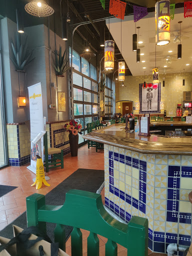 Shopping Mall «The Shops At Kenilworth», reviews and photos, 800 Kenilworth Dr, Towson, MD 21204, USA