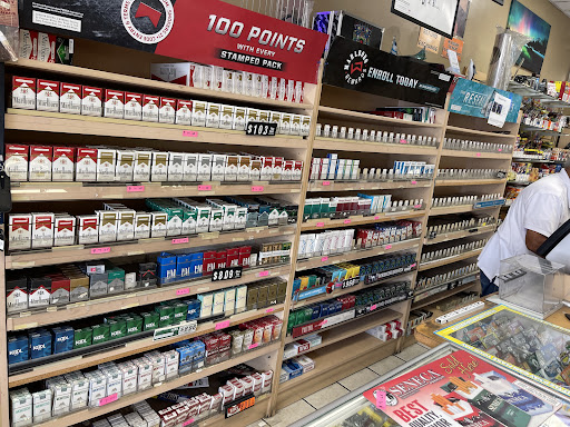 Tobacco Shop «High Q Cigar House», reviews and photos, 12127 E Carson St, Hawaiian Gardens, CA 90716, USA