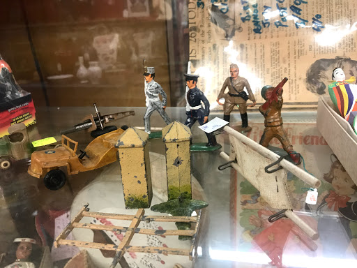 Antique Store «Coronado Antiques Mall», reviews and photos, 1433 S Dixie Fwy, New Smyrna Beach, FL 32168, USA