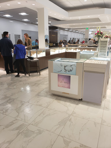 Jewelry Store «Meierotto Jewelers», reviews and photos, 4311 NE Vivion Rd, Kansas City, MO 64119, USA