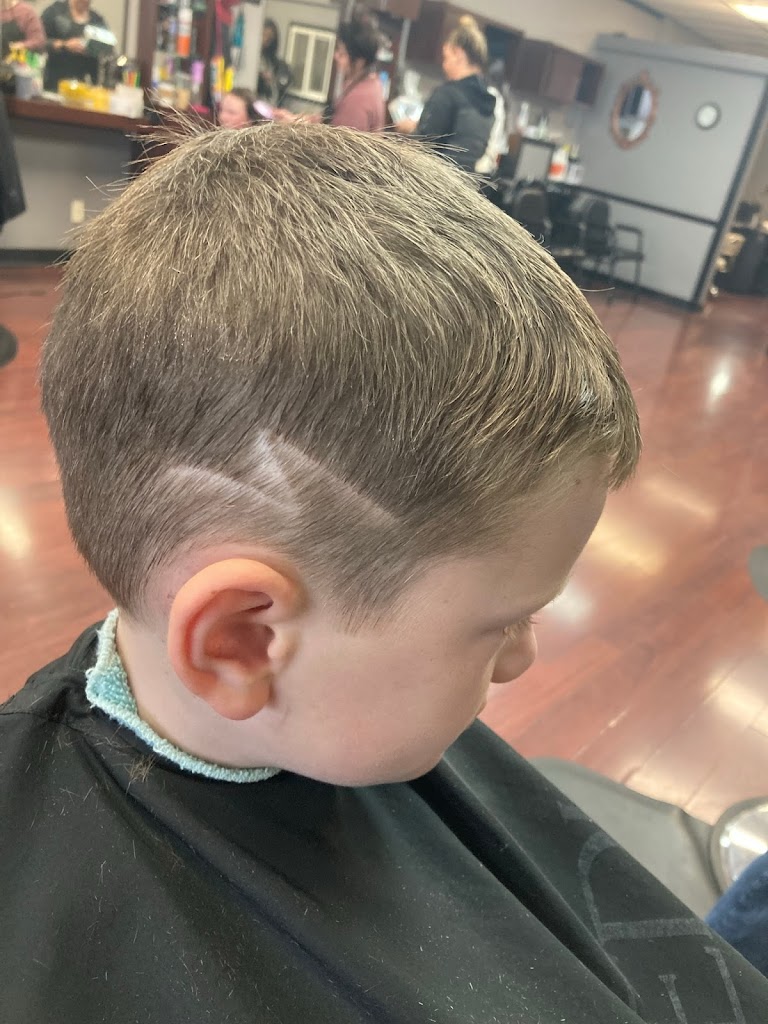 Cuts by Cassie 82716