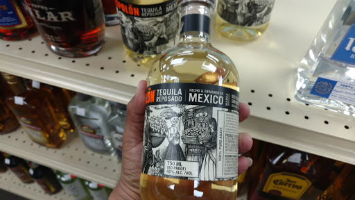 Beer Store «Halfway Liquors», reviews and photos, 17438 Virginia Ave, Hagerstown, MD 21740, USA