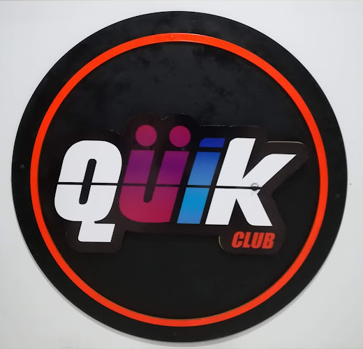 Opiniones de QUIK CLUB en Latacunga - Restaurante