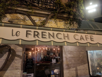 Le French Café