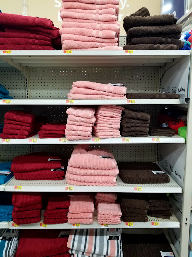 Department Store «Walmart Supercenter», reviews and photos, 1470 S Court St, Circleville, OH 43113, USA