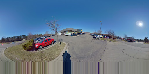 Auto Repair Shop «Victory Auto Service & Glass», reviews and photos, 64 Lake Dr E, Chanhassen, MN 55317, USA