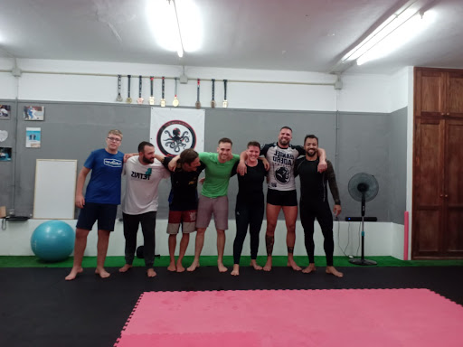 Tarajalejo BJJ- CENTRO DEPORTIVO / CLASES DE BRAZILAN JIU JITSU ( ADULTOS Y NIÑOS ) BOXEO - CROSS TRAINING - FUNCIONAL en Tarajalejo, Las Palmas