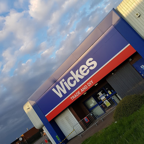 Wickes - Hardware store
