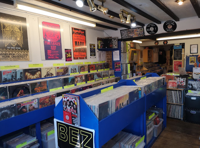 Reviews of Vinyl Eddie in York - Music store