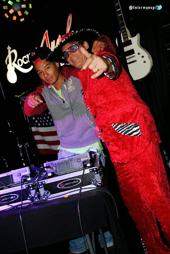 Bar & Grill «Rockn Angels Bar Restaurant, Karaoke & Live Music», reviews and photos, 7200 N Dixie Hwy, Boca Raton, FL 33487, USA