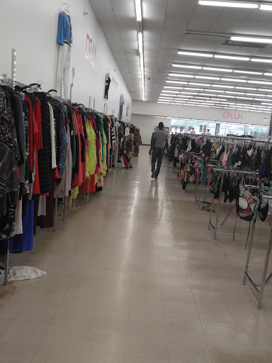 Discount Store «Discount Fashion Warehouse Great Southern», reviews and photos, 3755 S High St, Columbus, OH 43207, USA