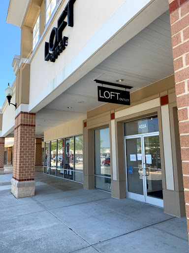 Shopping Mall «Queenstown Premium Outlets», reviews and photos, 441 Outlet Center Dr, Queenstown, MD 21658, USA