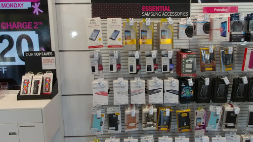 Cell Phone Store «T-Mobile», reviews and photos, 4432 Weston Rd, Davie, FL 33331, USA