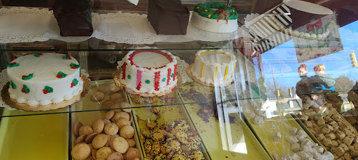 Wedding Bakery «Westhampton Pastry Shop Inc», reviews and photos, 5728 Patterson Ave, Richmond, VA 23226, USA