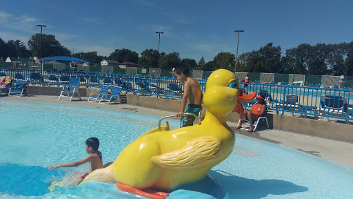 Park «Gouin Pool & Water Slides», reviews and photos, 2400 Scott St, Franklin Park, IL 60131, USA