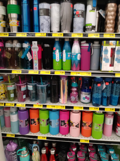 Grocery Store «Grocery Outlet Bargain Market», reviews and photos, 354 S 1st Ave, Hillsboro, OR 97123, USA