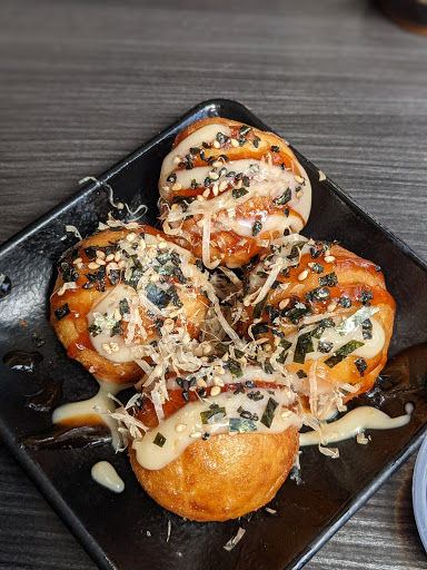 Tomikawa Sushi Bar Restaurant