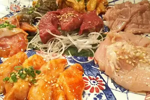 炭火焼肉ホルモンしま田 大友店 image