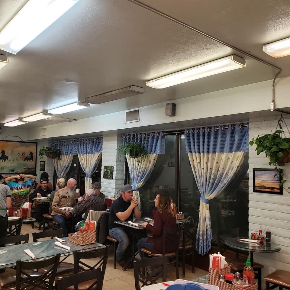 2000 Vietnam Restaurant 87108