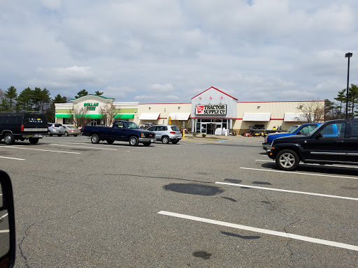 Home Improvement Store «Tractor Supply Co.», reviews and photos, 2101 Bay St STE A, Taunton, MA 02780, USA