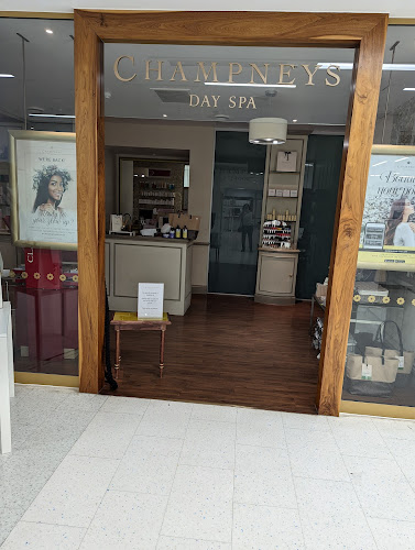 696 N Row, Milton Keynes MK9 3AP, United Kingdom