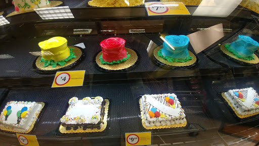 Supermarket «Winn-Dixie», reviews and photos, 2950 9th St SW #100, Vero Beach, FL 32968, USA