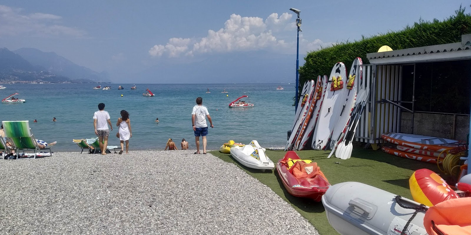 Fotografie cu Spiaggia Baia del Vento - locul popular printre cunoscătorii de relaxare