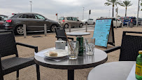 Atmosphère du Restaurant Sandwicherie Saladerie Le 86 à Cagnes-sur-Mer - n°4